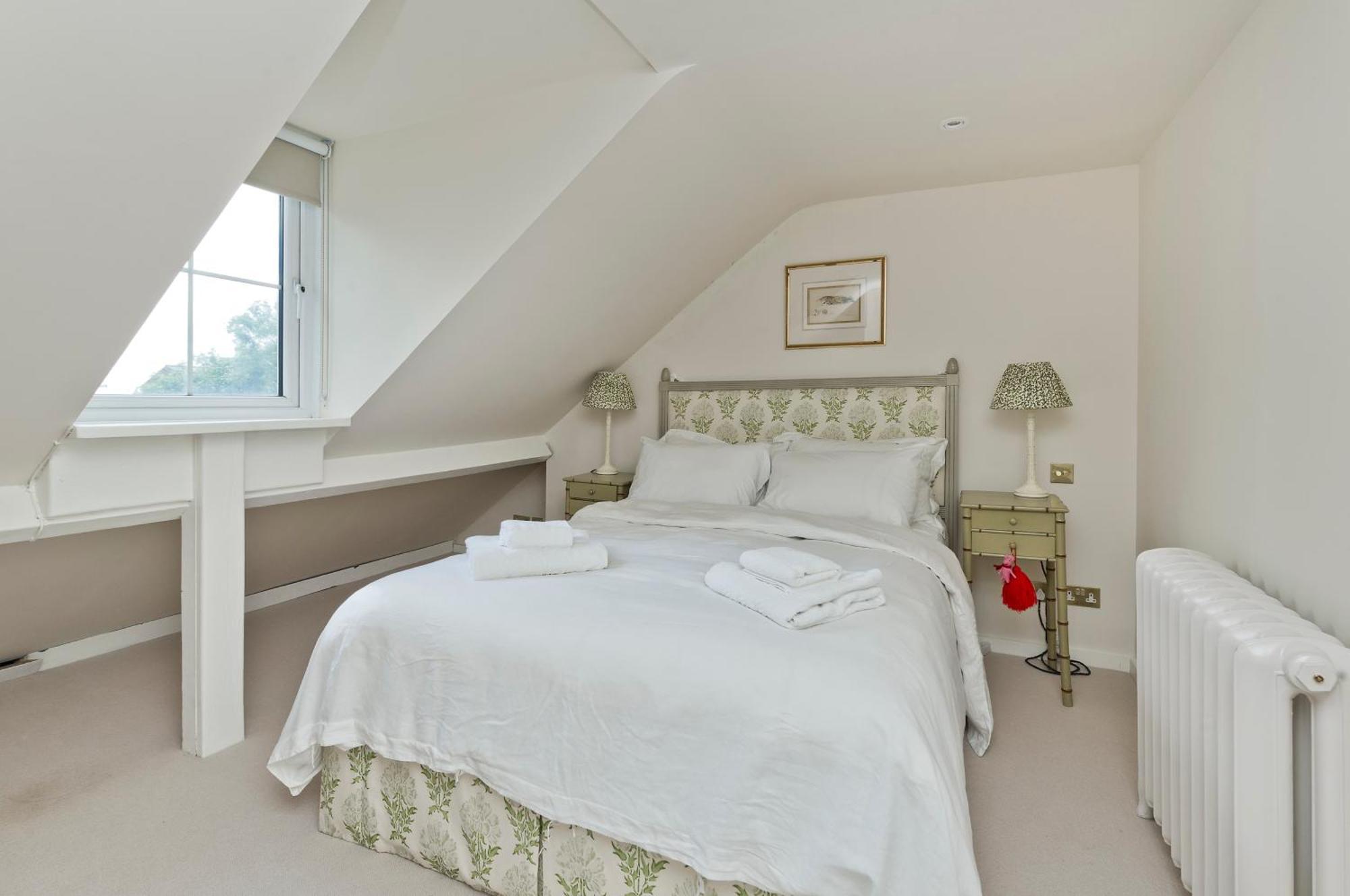 Delightful Flat In Brackenbury Near Hammersmith *
