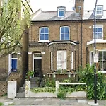 Delightful Flat In Brackenbury Near Hammersmith
