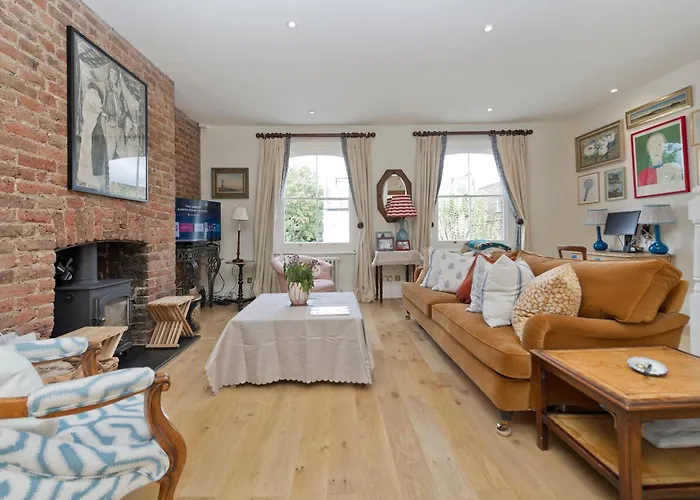 Delightful Flat In Brackenbury Near Hammersmith